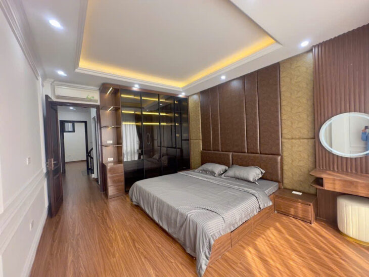 Tây Hồ 51m, 6 tầng, thông Võ Chí Công, thông Xuân La, thông Ngoại giao đoàn.