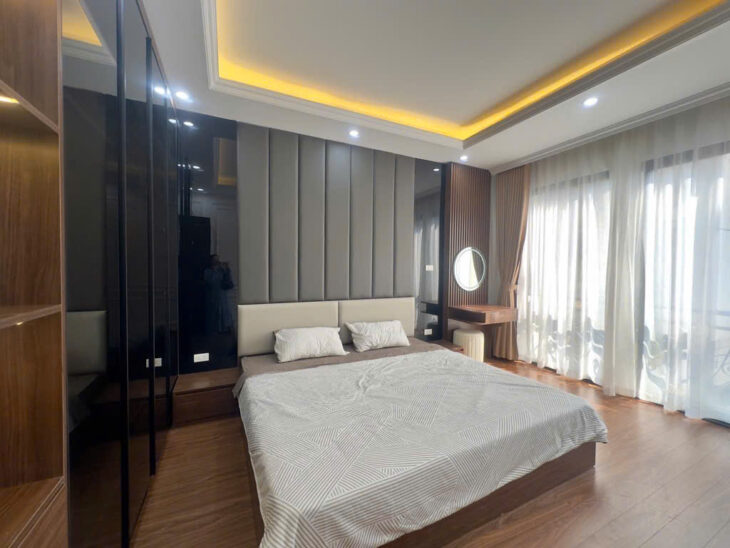 Tây Hồ 51m, 6 tầng, thông Võ Chí Công, thông Xuân La, thông Ngoại giao đoàn.