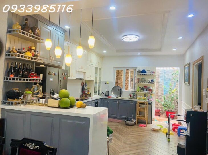Bán nhà mặt phố Nguyễn Ư Dĩ, Thảo Điền, Q.2, 158m², 37 tỷ, sổ đỏ “`