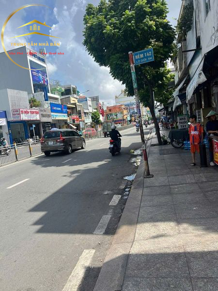 Bán nhà Mặt tiền 142 Lũy Bán Bích, DT 4.1×16.5m (nở hậu 6.4m), 1 trệt 2 lầu ST, P. Tân Thới Hòa,
