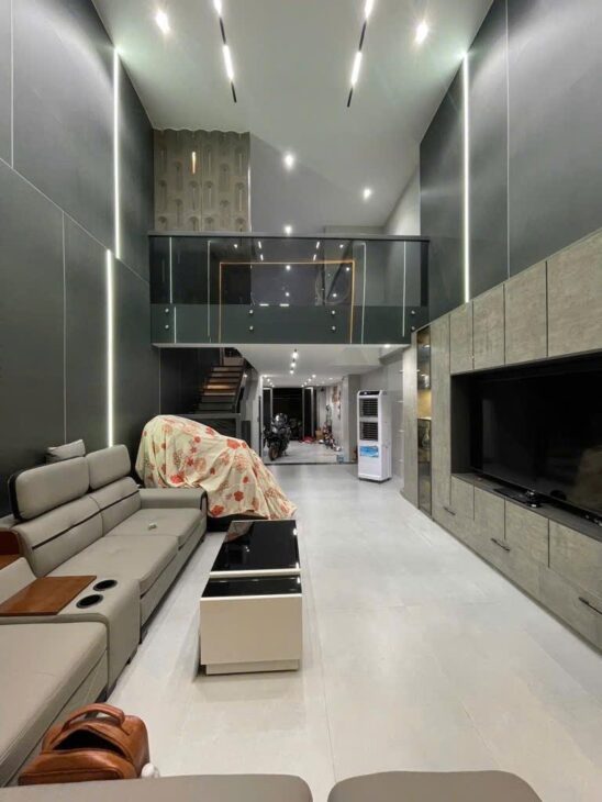 NHÀ ĐẸP BÌNH TÂN, GẦN CHỢ GÒ XOÀI, 6 TẦNG, HẺM Ô TÔ, NHỈNH 9 TỶ