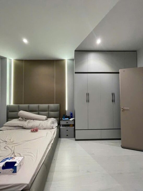 NHÀ ĐẸP BÌNH TÂN, GẦN CHỢ GÒ XOÀI, 6 TẦNG, HẺM Ô TÔ, NHỈNH 9 TỶ