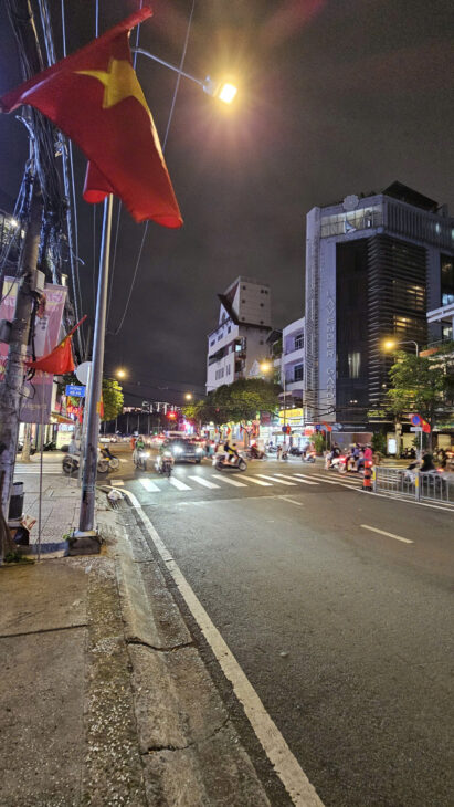 MẶT TIỀN CĂN GÓC 2 MẶT TÂN VĨNH TRUNG TÂM Q4 NGANG 6 DÀI 5 ĐÚC BÊ TÔNG CÓ 6 TỶ