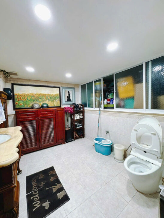 MẶT TIỀN XE HƠI TRUNG TÂM Q4 CÓ 7 TỶ