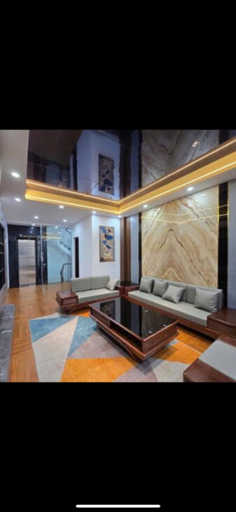 Nhà Tây Hồ 2 thoáng, 32 m, 5 tầng, oto ngủ trong nhà, nhà đẹp ở ngay!