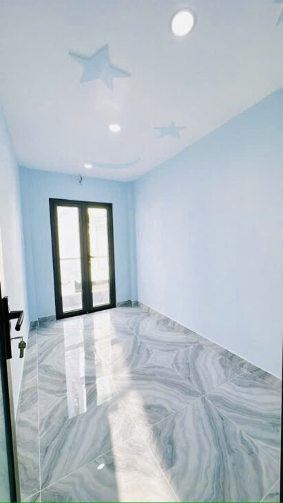 MẶT TIỀN KINH DOANH TRUNG TÂM Q4 HƠN 2 TỶ