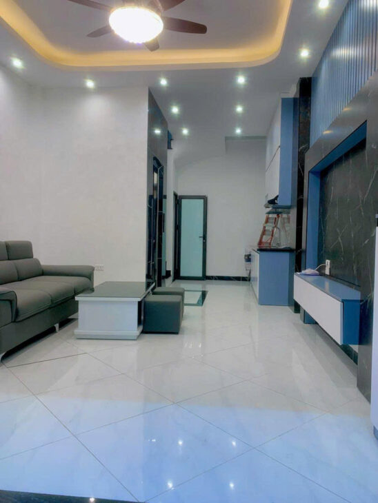Bán nhà Khương Đình 36m 6 tầng thang máy lô góc,hơn 9 tỷ.