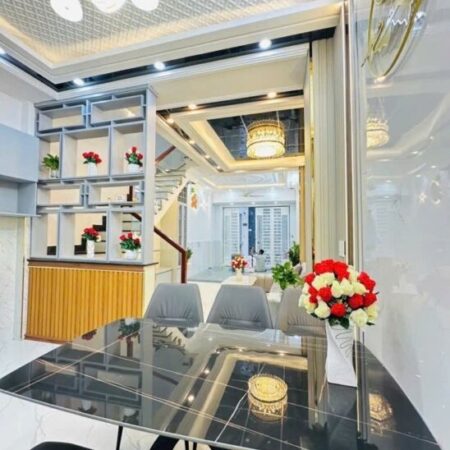 Bán nhà phố đường Đào Tông Nguyên – Nhà Bè, full nội thất, giá tốt