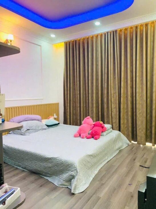 NHÀ ĐẸP BÌNH TÂN, GẦN LÊ VĂN QUỚI, 5 TẦNG, HẺM Ô TÔ, NHỈNH 8 TỶ