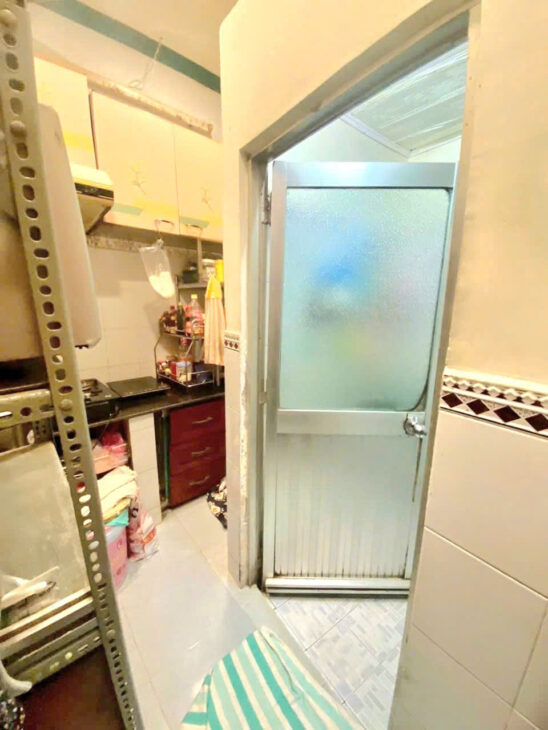 SÁT MẶT TIỀN XE HƠI Q4 DIỆN TÍCH 29 M2 ĐÚC BÊ TÔNG HƠN 2 TỶ