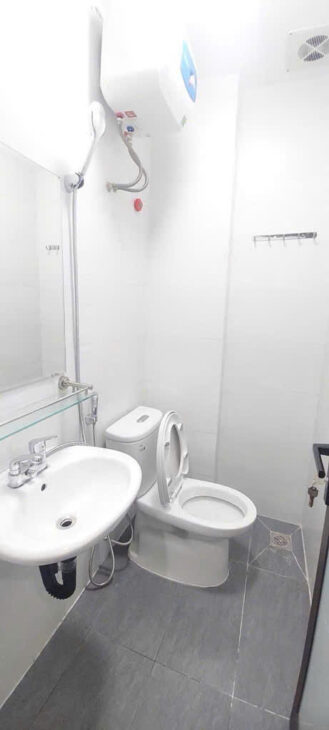 Nhà Tây Hồ 54m, 5 tầng thang máy, oto đỗ cửa đường trước nhà 5m!