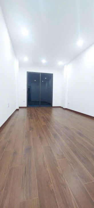 Nhà Tây Hồ 54m, 5 tầng thang máy, oto đỗ cửa đường trước nhà 5m!