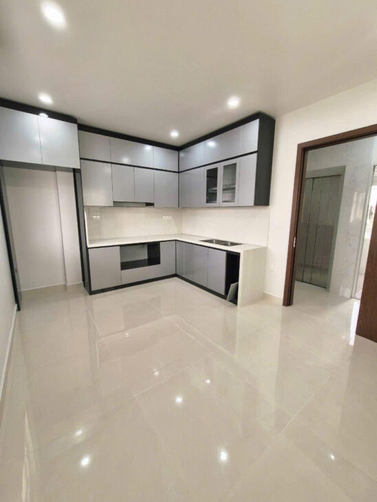 Bán nhà Tôn Đức Thắng mặt ngõ kinh doanh 30m ra phố 45m xây 6 tầng thang máy