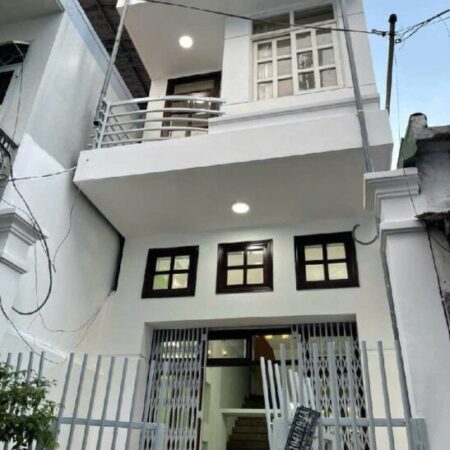 Nhà Mặt Phố Trần Xuân Soạn Q7, 4 Tầng, 52m2, Giá Chỉ 7.4 Tỷ, Sổ Đỏ Trao Tay!