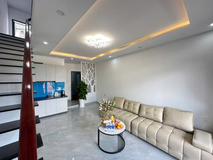 BÁN NHÀ NGUYỄN SIÊU 2 MẶT TIỀN HẺM (Ô TÔ, XE MÁY) – 3PN, P.NGỦ DƯỚI, KHU YÊN TĨNH – 3.05 TỶ