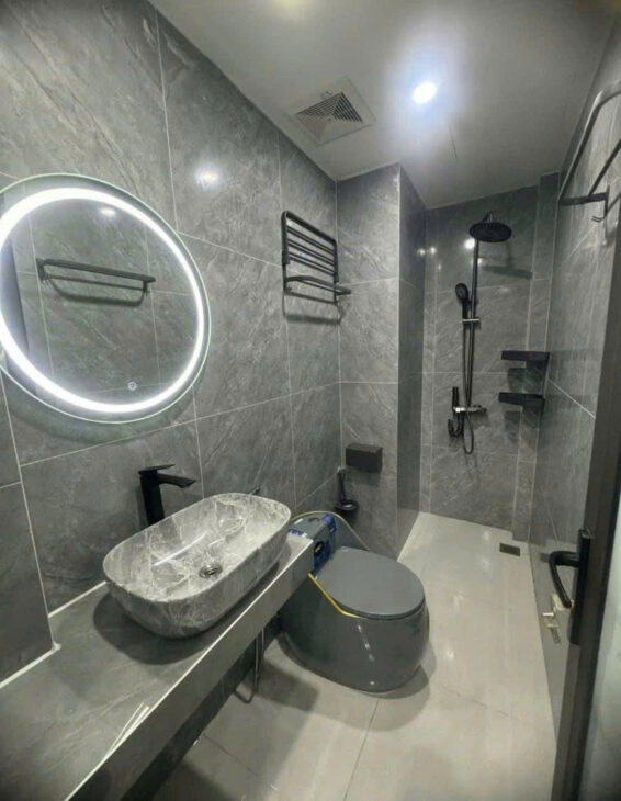 Bán nhà Nguyễn Văn Linh 43m 6 tầng thang máy gara ô tô hơn 10 tỷ