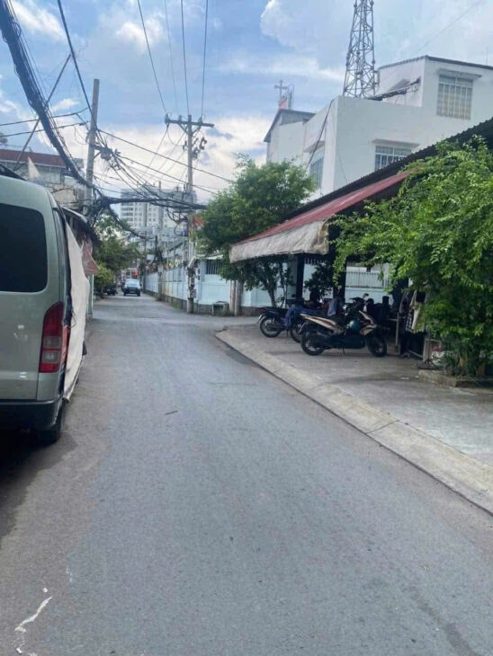 GIÁ HỜI CHDV HẺM XE HƠI-PHƯỜNG 12- GÒ VẤP- HĐCT 300TR/NĂM- NHỈNH 5 TỶ