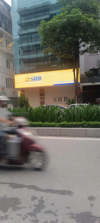 BÁN NHÀ MẶT PHỐ LẠC LONG QUÂN_ TÂY HỒ HÀ NỘI .ĐOẠN VỈA HÈ RỘNG,KINH DOANH SẦM UẤT .DIỆN TÍCH GẦN