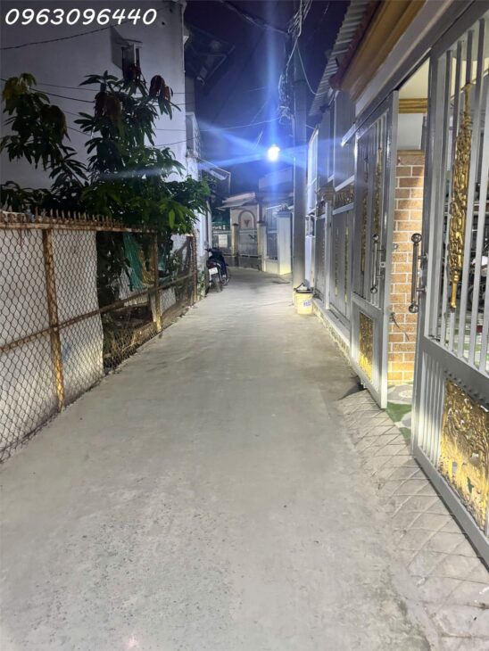 Nhà hiếm có tại Nhà Bè – hẻm 3m – 2 tầng kiên cố – giá chỉ 3 tỷ