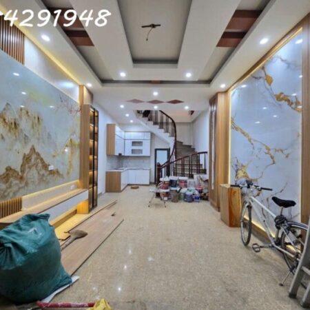 Bán nhà Vũ Tông Phan chỉ 25m ra mặt phố – S 43m 5 tầng – Sổ đỏ nở hậu