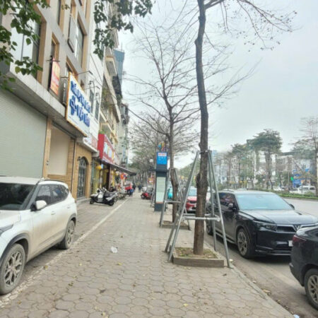 BÁN ĐÁT M ẶT PHỐ VÕ CHÍ CÔNG -TÂY HỒ 162 M,15 MT ,VỈA HÈ 8 M .SỔ ĐỎ CHÍNH CHỦ CHÀO:64 TỶ