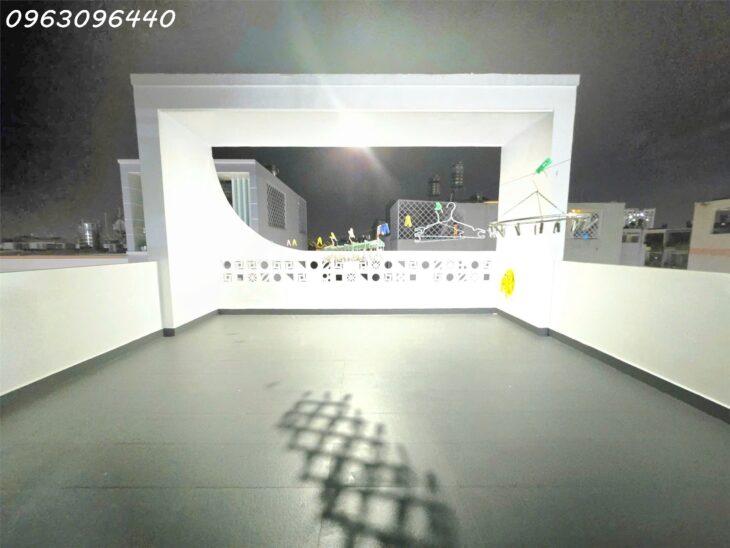 Nhà phố 2 lầu sân thượng – full nội thất – đường Huỳnh Tấn Phát, Nhà Bè