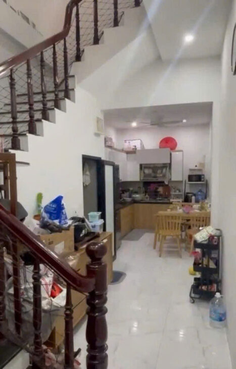 BÁN NHÀ AN DƯƠNG VƯƠNG 50 M 4 TẦNG 4 PN .MẶT NGÕ OTO 10 M.CHÀO:7.2 TỶ..SỔ ĐỎ CC.KHÔG QUY HOẠCH