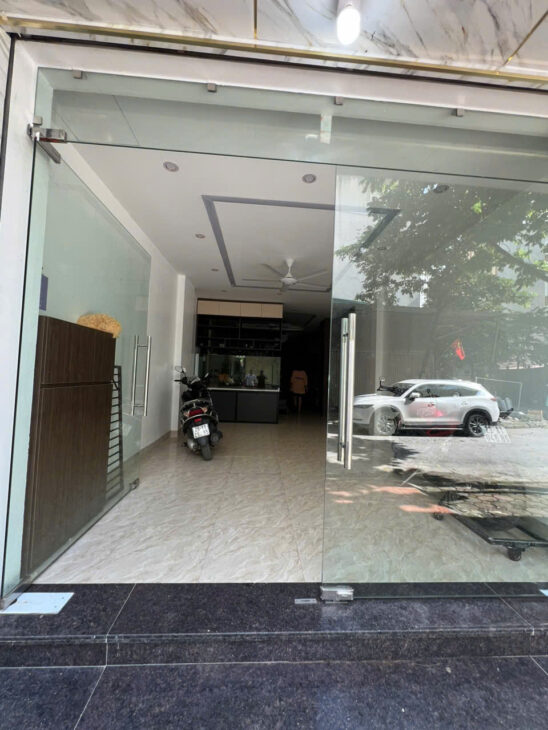 Bán căn Liền Kề Đìa Lão Hoàng Công 55mx 4 tầng vỉa hè, ô tô kinh doanh 13,6 tỷ.