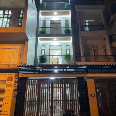 NHÀ MẶT TIỀN KINH DOANH, 3 LẦU, XE HƠI NGỦ TRONG NHÀ, NỘI THẤT ĐẸP NHÀ MẶT TIỀN KINH DOANH, 3 LẦU, XE HƠI NGỦ TRONG NHÀ, NỘI THẤT ĐẸP