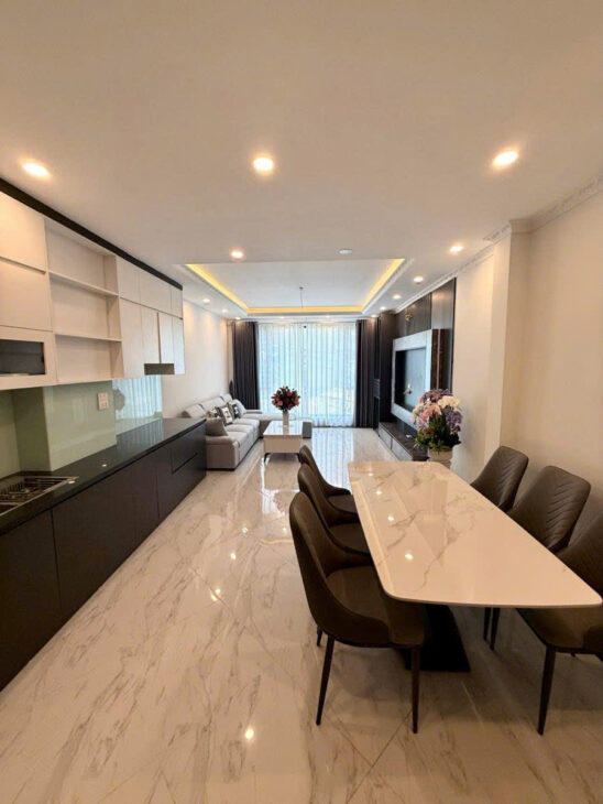 Bán nhà Cổ Linh 45m MT4.1m 6 tầng thang máy gara ô tô hơn 10 tỷ
