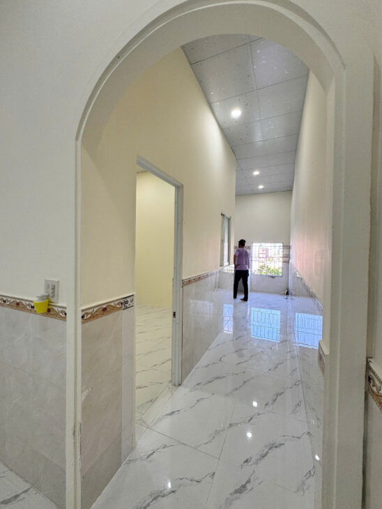 BÁN NHÀ MỚI VIEW TRĂNG VIEW BIỂN ĐÓN GIÓ BIỂN MÁT MẺ MỖI NGÀY.