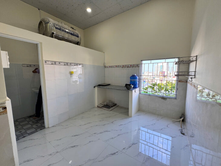 BÁN NHÀ MỚI VIEW TRĂNG VIEW BIỂN ĐÓN GIÓ BIỂN MÁT MẺ MỖI NGÀY.
