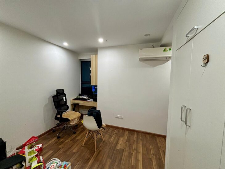 Duy nhất 1 căn giá 6 tỷ 1 GoldMark city liên hệ em để xem nhà 0368314111.