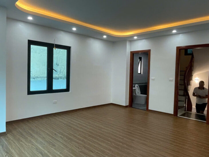 CỰC HIẾM TT BA ĐÌNH – MẶT NGÕ Ô TÔ TRÁNH – VỈA HÈ – 7 T THANG MÁY XÂY MỚI 17.8 Tỷ