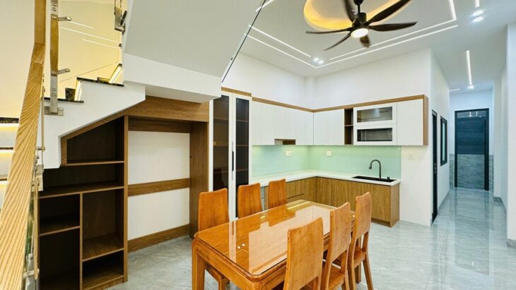 NHÀ ĐẸP -GIÁ TỐT Bán Nhà 4x22m 3 tầng 4 phòng ngủ full nội thất P. Phước Tân, Biên Hòa,Đồng Nai