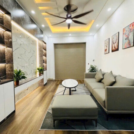 Siêu phẩm lô góc tập thể tầng 1 Trường Chinh 3 mặt thoáng, full đồ ở ngay. ô tô đỗ cầu thang 3PN +