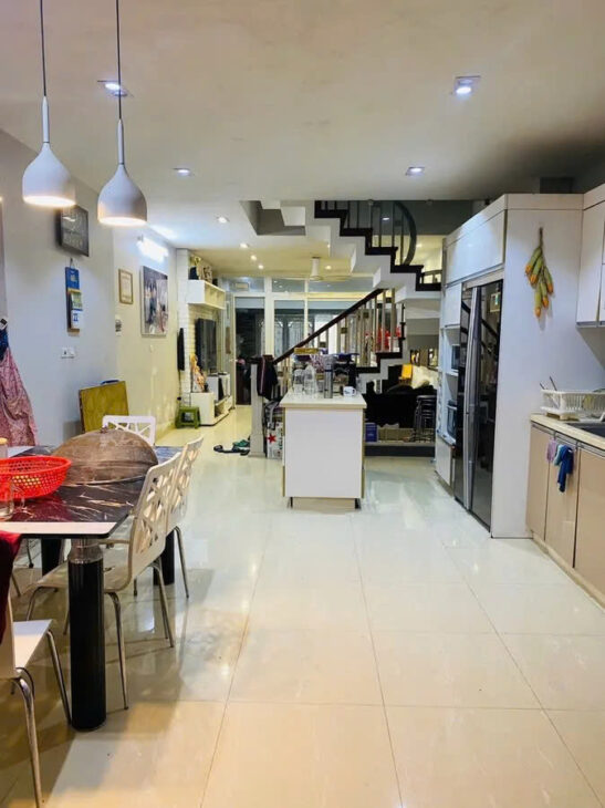 VIP Liền Kề KĐT Văn Phú, Hà Đông 94mx5 tầng, 2 thoáng- Vỉa Hè, Gara Ô tô, kinh doanh đỉnh 21.6 tỷ.