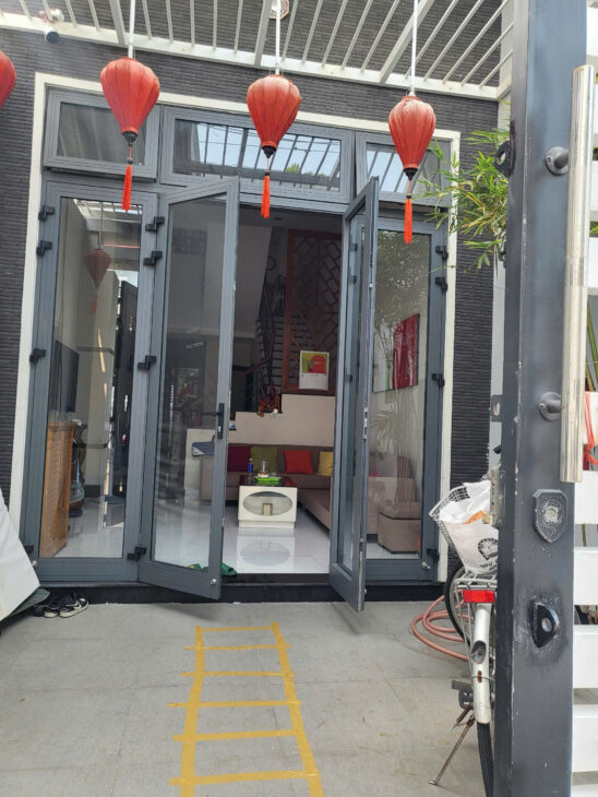 NHÀ 4 TẦNG 1 TUM KHU BÀN CỜ TRẦN NHẬT DUẬT, PHƯỜNG NHA TRANG.