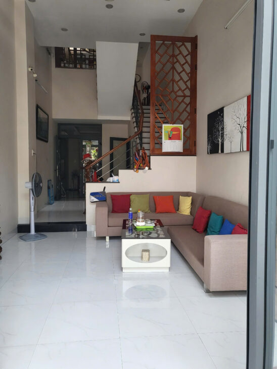 NHÀ 4 TẦNG 1 TUM KHU BÀN CỜ TRẦN NHẬT DUẬT, PHƯỜNG NHA TRANG.