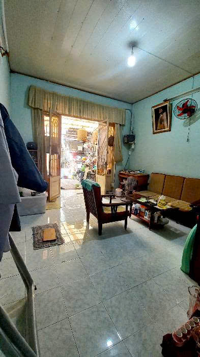 CÁCH MẶT TIỀN MAI VĂN VĨNH 2 CĂN NHÀ NGANG 4 DÀI 15 CÓ 99 TRIỆU M