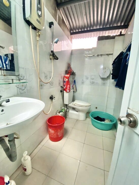 🔥 CHỦ BÁN GẤP – NHÀ HXH NGUYỄN VĂN QUÁ Q12 – 4PN, SÂN XE RỘNG – Chỉ 5.6 TỶ