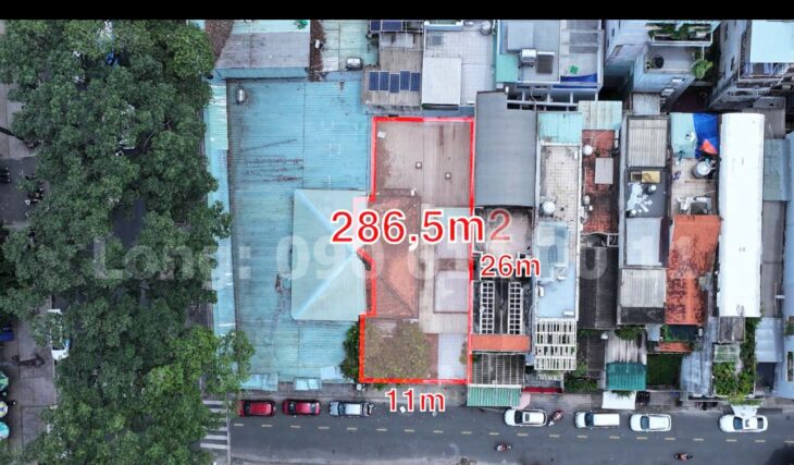 Bán nhà đất biệt thự cũ. Mặt tiền Đường Tăng Bạt Hổ, Phường 12, Quận 5, TP Hồ Chí Minh