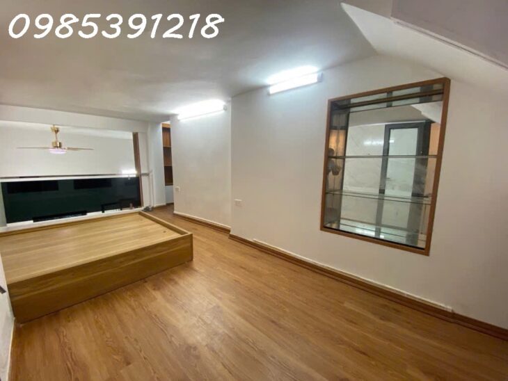 NHÀ TÂN MAI-NGUYỄN CHÍNH- MT4.5m, 33m2, Chào 5.8TỶ(CTL)-NGÕ 3 GÁC , RỘNG, THÔNG-SÂN RIÊNG THOÁNG KO