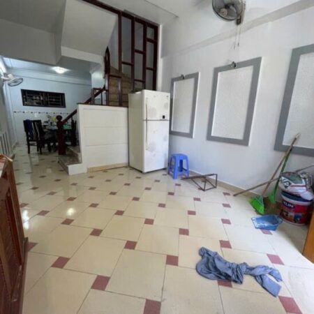 HIẾM – ĐỘC – MẶT NGÕ THÔNG, Ô TÔ QUA NHÀ – LĨNH NAM, 31m², 5 TẦNG, MT 3.4m – GIÁ 7.45 TỶ