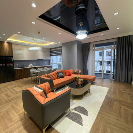 Bán Căn Hộ Royal City 130m² – 2PN Rộng Rãi – View Đẹp – Tầng Cao – Hướng Mát Mẻ