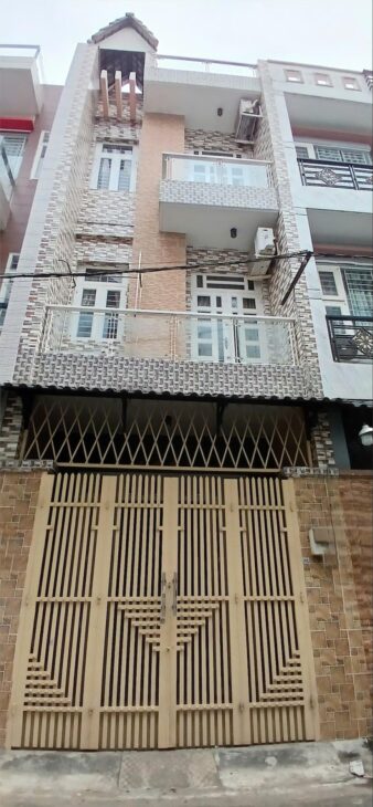 NHÀ ĐẸP BÌNH TÂN, GẦN LÊ VĂN QUỚI, 52M2, HẺM XE HƠI 8M, CHỈ 5,X TỶ