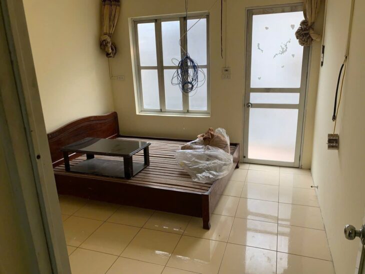 Nhà đẹp- giá ưu đãi chính chủ cần bán nhanh căn nhà khu đất vàng phường Giảng Võ, HN