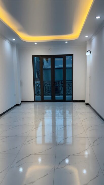 CHÍNH CHỦ CẦN BÁN NHÀ 5 TẦNG 2 Mặt Thoáng TẠI VĨNH HƯNG, HOÀNG MAI, Hà Nội CHÍNH CHỦ CẦN BÁN NHÀ 5 TẦNG 2 Mặt Thoáng TẠI VĨNH HƯNG, HOÀNG MAI, Hà Nội