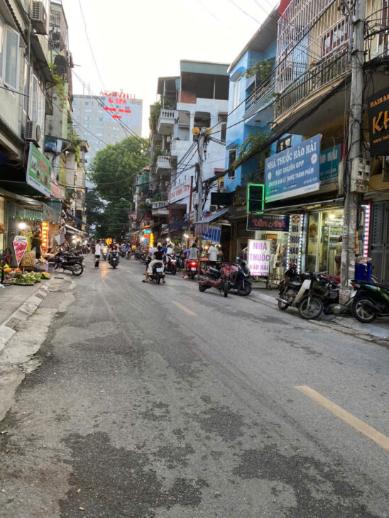 BÁN NHÀ MẶT PHỐ VÍNH TUY, HAI BÀ TRƯNG 35MX5 TẦNG, MT; 3.8M KINH DOANH QUÁ ĐỈNH, GIÁ 14.5 TỶ CTL