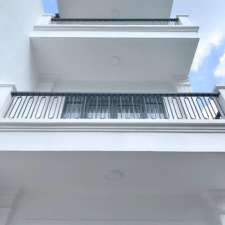 Cần bán nhà mới xây kiên cố huỳnh thúc kháng phường Xuân Hương đà lạt cách trung tâm hành chính 400m